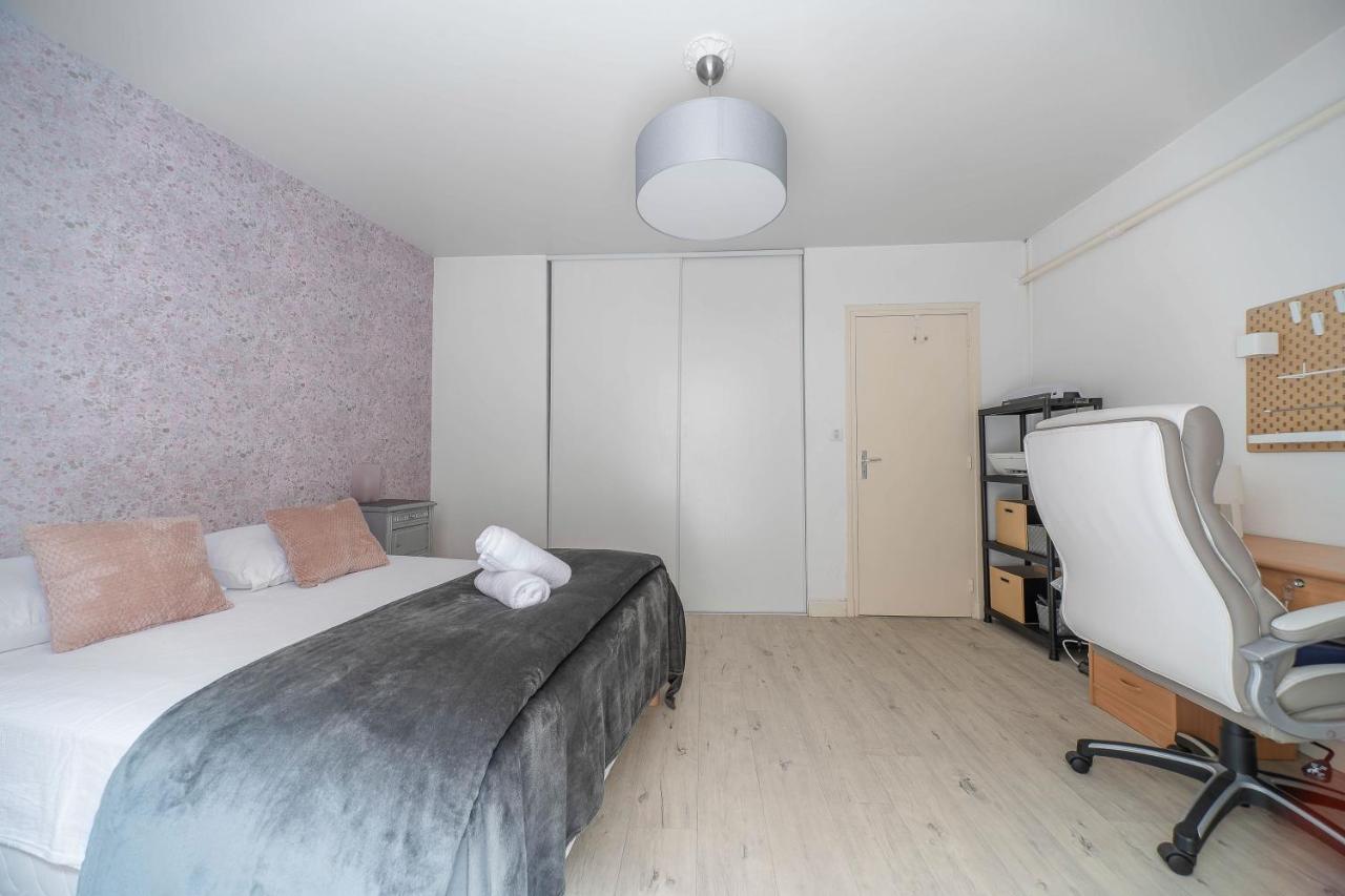 Le Dejoux - Appartement Avec Terrasse En Centre Ville Vichy Esterno foto